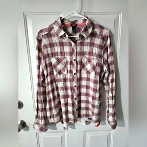 Woman's rue 21 flannel